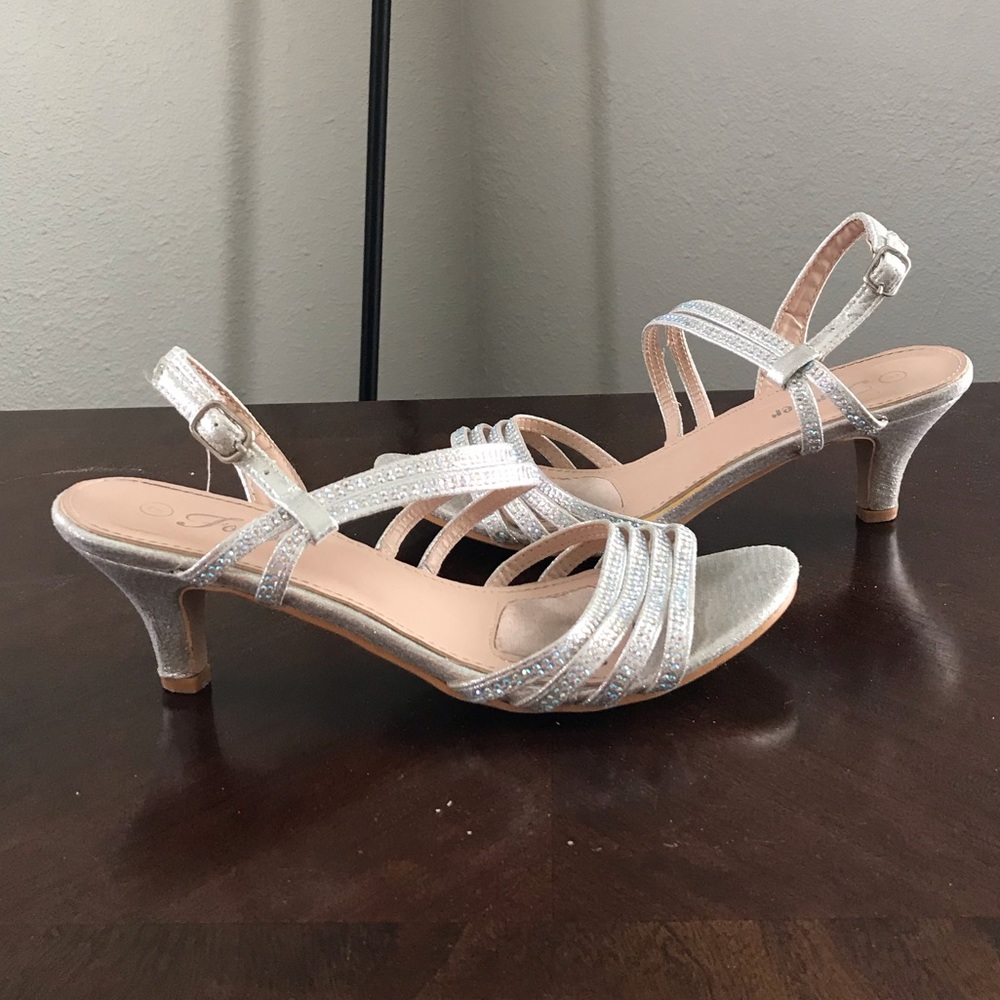 Forever Rhinestone Low Heel Shoes Size 7